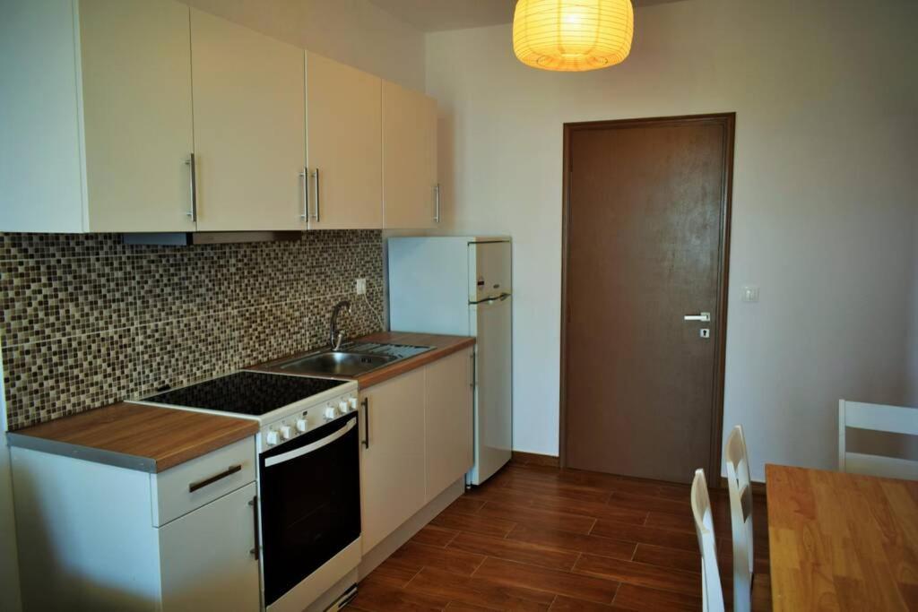 Meltemi Appartment Patitiri  Ngoại thất bức ảnh