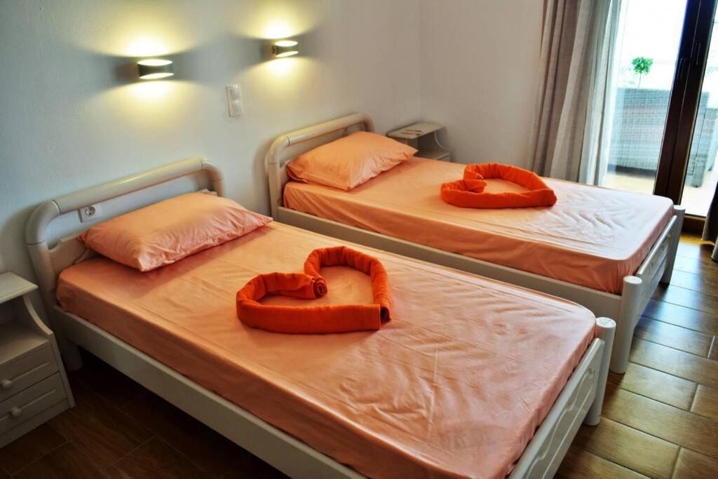 Meltemi Appartment Patitiri  Ngoại thất bức ảnh